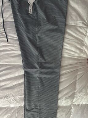 Paisley & Gray white and blue houndstooth pants size L